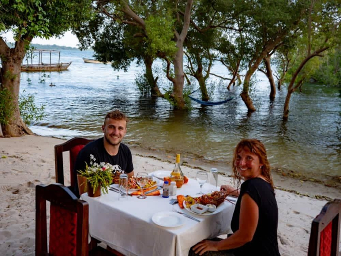 Food & Drinks 4, Mafia Beach Bungalows sea view, Mafia