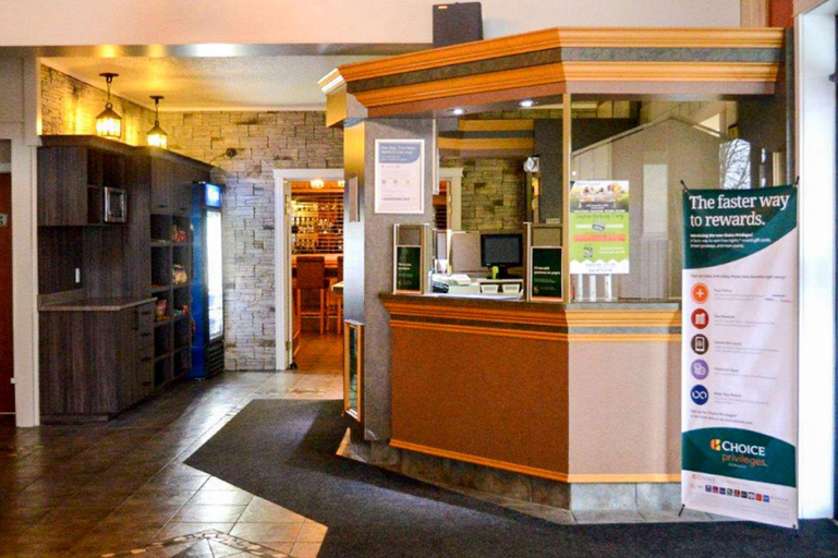 Public Area 3, Rodeway Inn, Madawaska