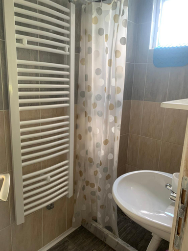 Others 5, Rooms Lida & Friendly home