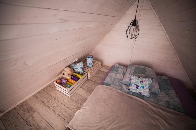 Bedroom 2, Lawendowo- sauna, jacuzzi, domki w ogrodzie i apartamenty w kamienicy, Sandomierz