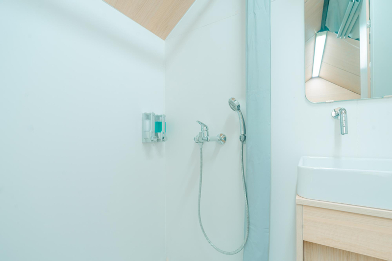 Bathroom 27