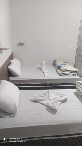 Others 4, Pousada Quarto completo ar,wi fi e garagem gratuita, Aparecida