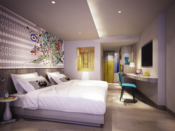 Bedroom 9