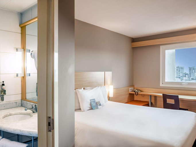Bedroom 13