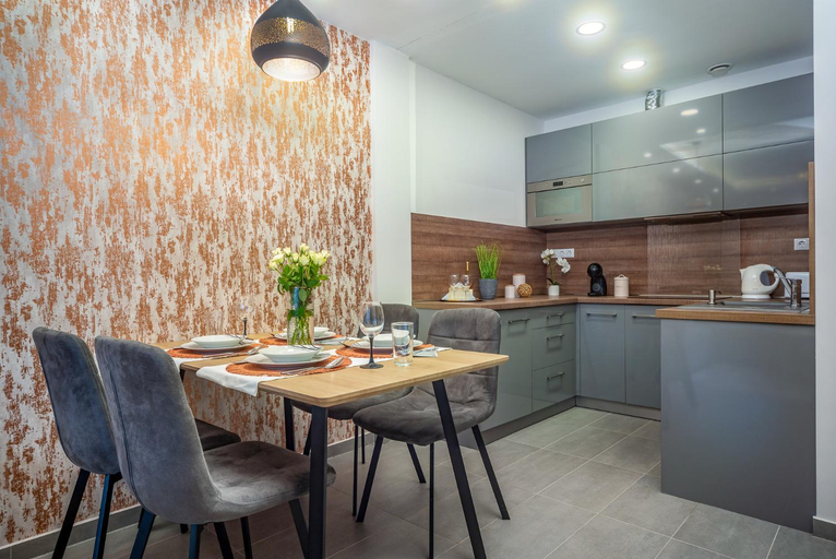 Others 2, LaVida Deluxe villa Hajduszoboszlo, Hajdúszoboszló
