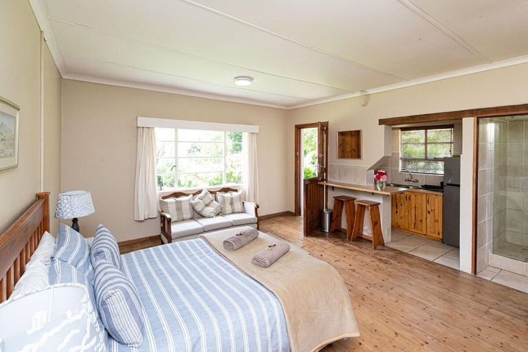 Others 4, Lowestoffe Country Lodge - Walnut, Amathole