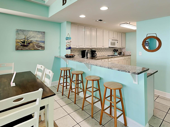 Bay View Villas 101, Chatham
