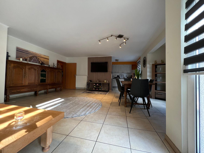 Dining Room 9