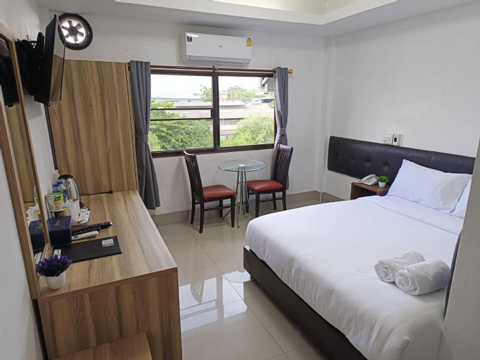 Bedroom 10