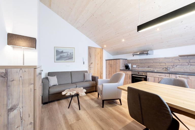 Others 4, tannberg LODGE, Bregenz