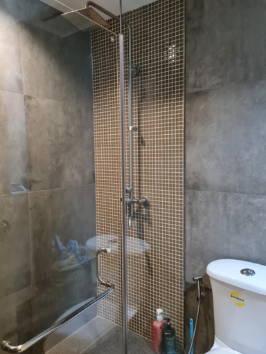 Bathroom 2, Huge condo unit near Burgos Circle, St Lukes, Shangri-La - P Hamptons T1, Taguig