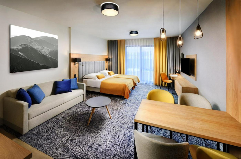 Bedroom 3, Hotel Akvamarin, Ružomberok