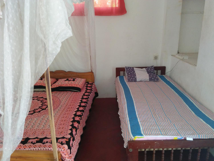 Bedroom 2, White House, Habaraduwa