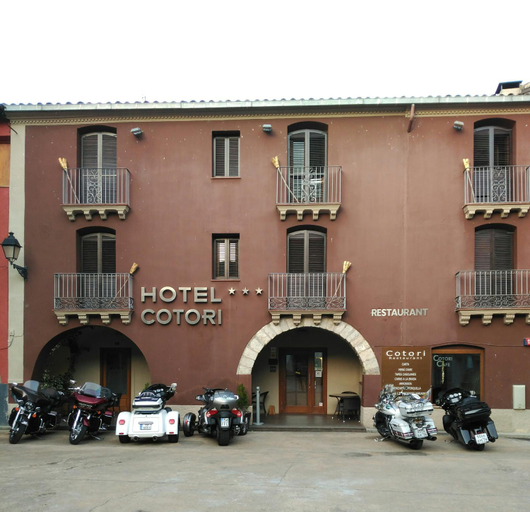 Others 3, Hotel Cotori, Lleida