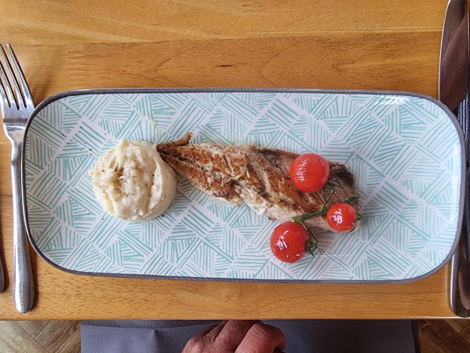 Food & Drinks 3, Wayfarers Inn, Cornwall