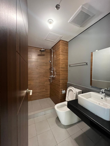 Bathroom 2, Opulence @ Radiance Manila Bay, Pasay City