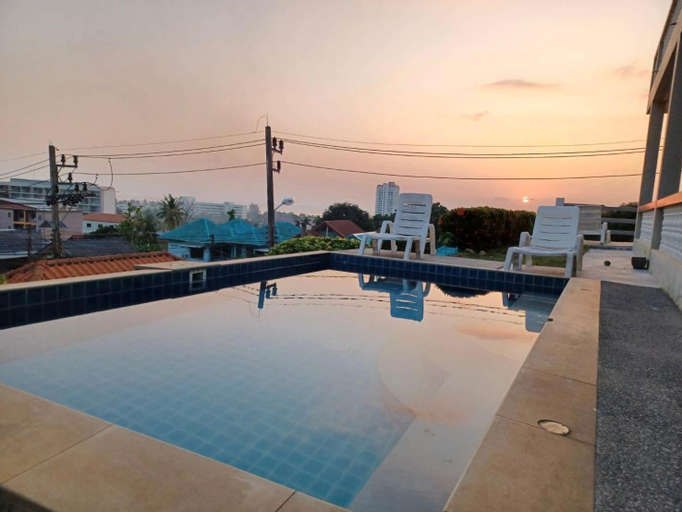 Swimming Pool 8