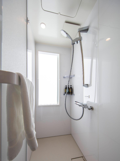 Bathroom 3, Urashima Inn Gangi, Onomichi