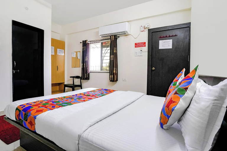 Bedroom 2, Komfort Inn, Pune
