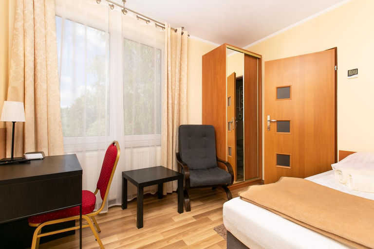 Others 4, Korona Zywca - MADOHORA, Wadowice