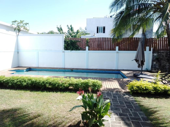 Villa con Piscina