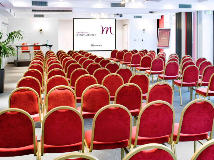 Business Facilities 5, Mercure Lyon Centre Charpennes Parc de la Tête d'Or, Rhône