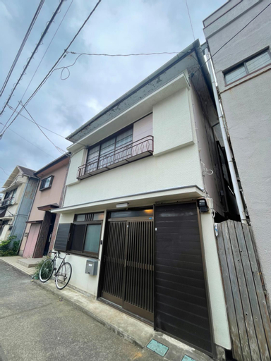 Sanchobo Guesthouse - 12 minutes by car to the Narcissus Festival, 16 minutes to the Cherry Blossom Festival, 2 minutes on foot to the Perry Road in Shimoda, where you can fully enjoy Shimoda. Long-stay plans are also available for Japanese old-style accommodation, Shimoda
