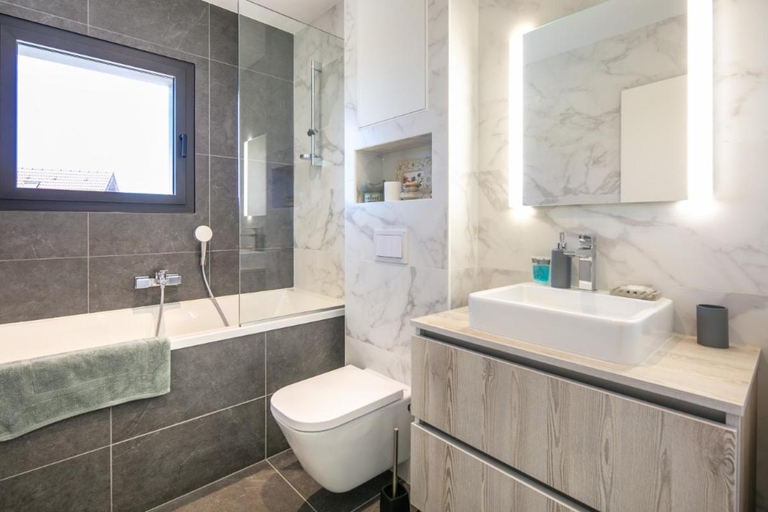 Bathroom, Le Septentrion chambre d'hotes 2-4 personnes, Isère