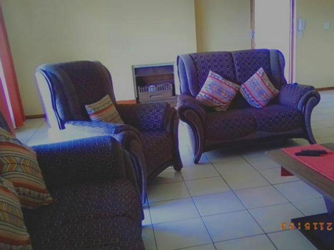 Others 2, Imimangaliso Guest House, O.R.Tambo