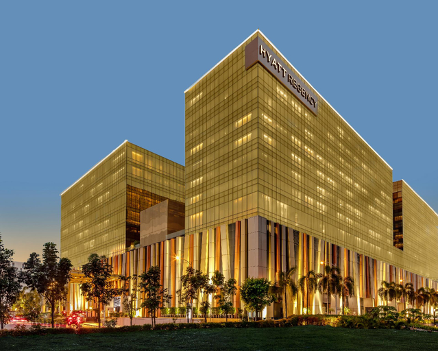 Exterior 9