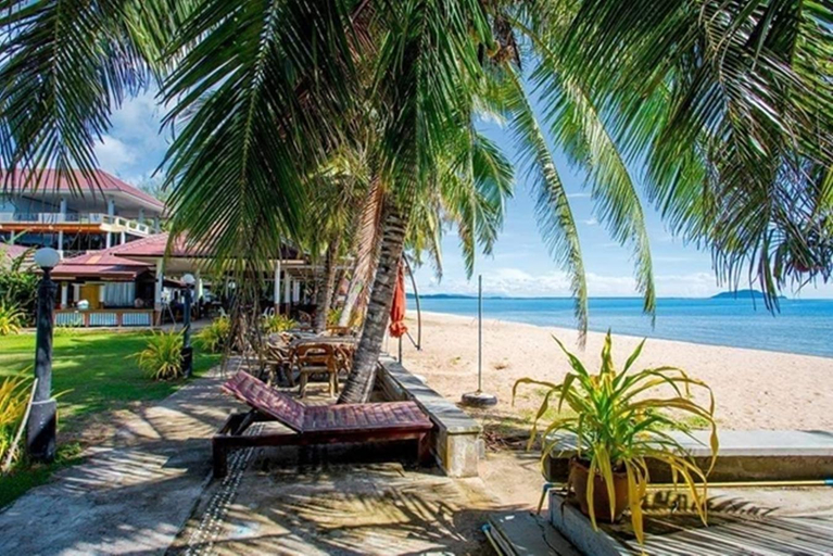 Others, The Uncle beach resort and Seaside residence, Bang Saphan Noi