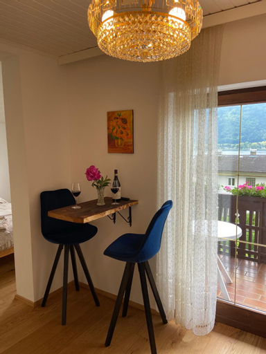 Dining Room 9
