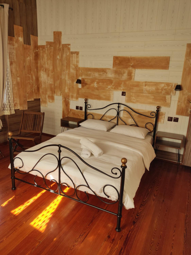 Others 4, 1920's Rooms & Beds, Peloponnese