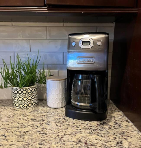 Others 3, Trendy West Town Flat - 2 bed / 1.5 bath w parking, Cook