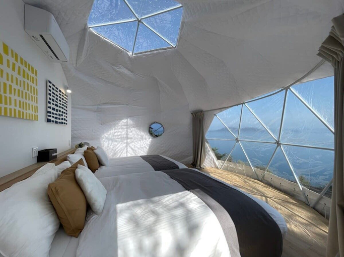Bedroom 1, Umitosora, Kure