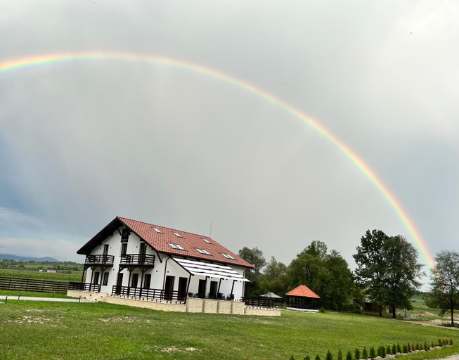 Others 5, Casa cu Flori Maramures, Dumbravita