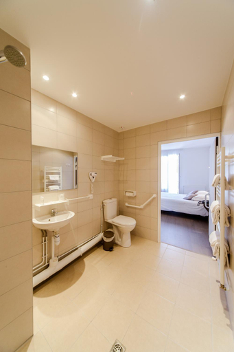 Bathroom 3, Logis Hôtel - Le Petit Bellon, Oise