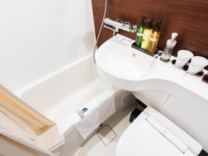 Bathroom 5, HOTEL LiVEMAX SHINSAIBASHI EAST, Osaka