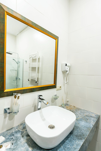 Bathroom 3, Hotel Flower, Tbilisi