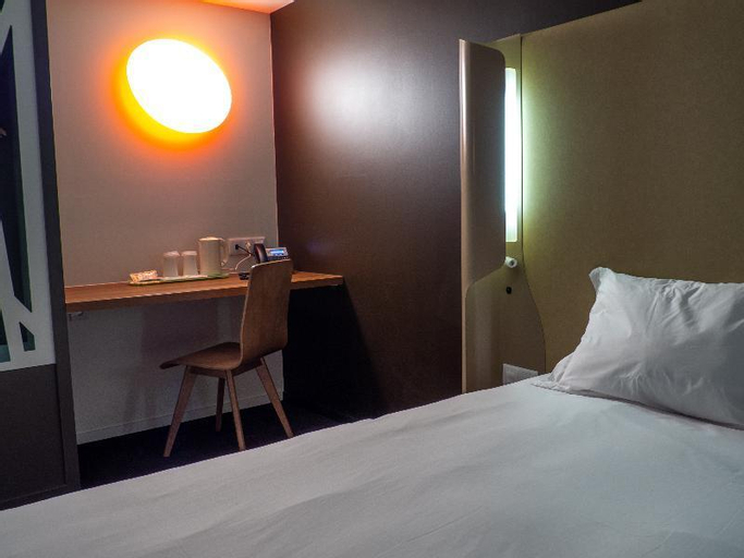 Bedroom 25