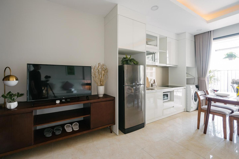 Dining Room 8
