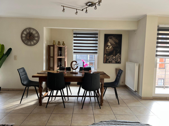 Dining Room 12