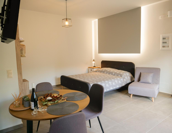 Bedroom 4, Sisaion Suites, Crete