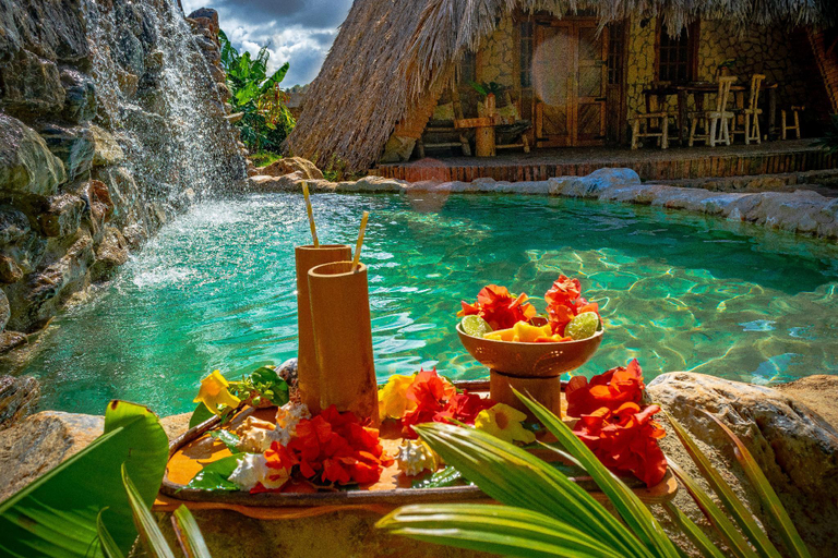 Public Area, Chalet Tropical, Santa Bárbara de Samaná
