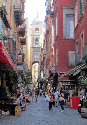 Others 4, Apartment in the Center, Napoli