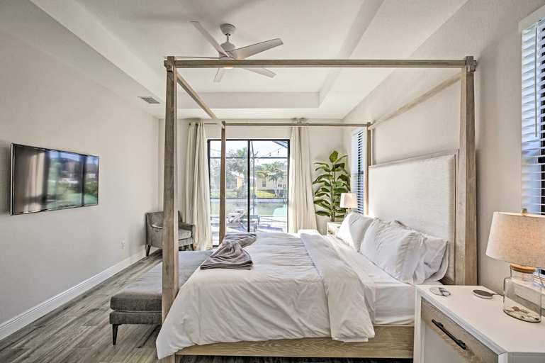 Bedroom 2, Sun-Seekers Getaway Lavish Cape Coral Villa, Lee