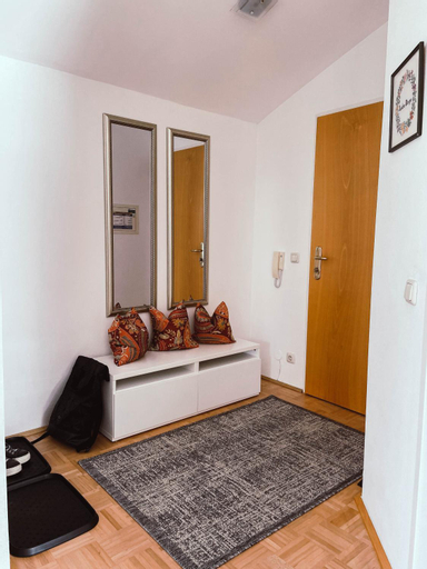 Ferienwohnung Karasek mit Seeblick, Villach Land