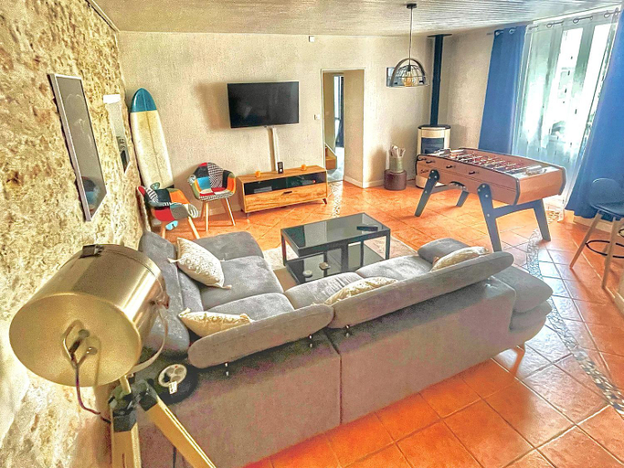 Others 5, Ti Kaz Auberge, Charente-Maritime