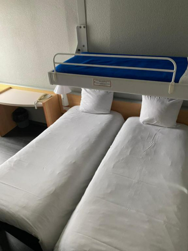 Bedroom 4, ibis Poitiers Centre, Vienne