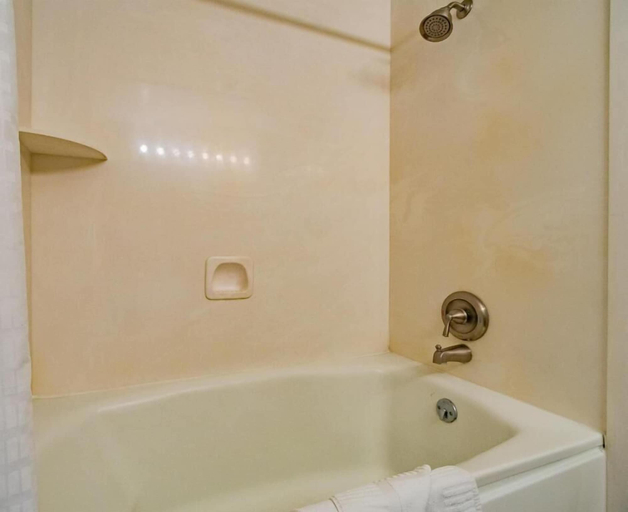 Bathroom 4, Multi Resorts at Lift Lodge, Summit